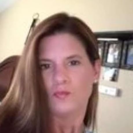 MomsUnited Chicken Shredder Tool with Suction Cups – Extra Large 12-Inch BPA Free ABS Meat Shredder for Chicken, Pork, Beef – Includes Tongs, Oven Mitts, Cleaning Brush & Detachable Plate