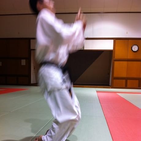 魂のかけら : ある物理学者の神秘体験 Amazon.com: 魂のかけら―ある物理学者の神秘体験: 9784861100956