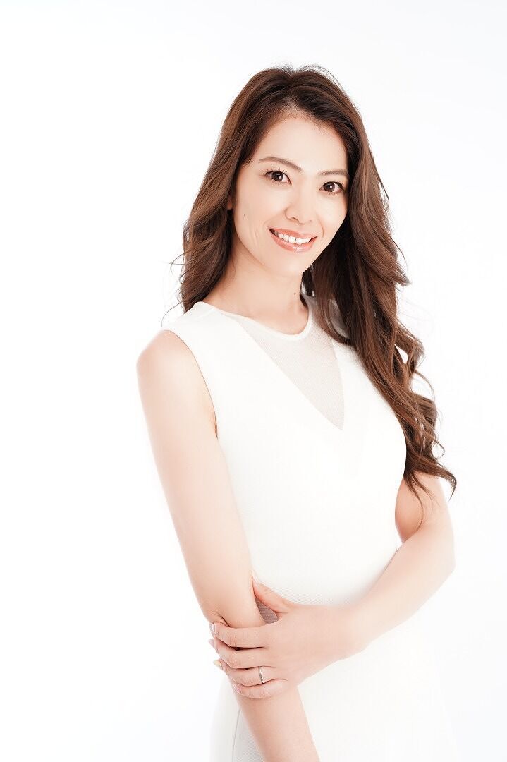 大幅値下げ！優木まおみCD全4種フルコンプリート初回購入限定直筆サイン入り生写真 Amazon.co.jp: 優木まおみ Maomi Size [DVD] : 優木まおみ: DVD