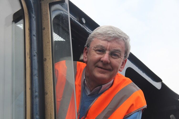 Amazon.co.uk Don Hale books, biography, latest update