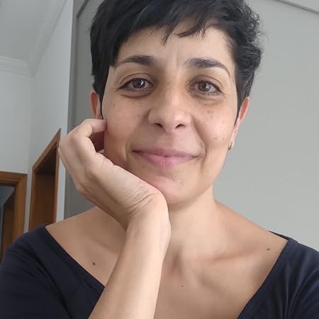 8hap1jh99c15fjdg2lj5qfuvhq._SY450_CR0%2C0%2C450%2C450_ TOP 21 | Vinte e uma autoras de crime, suspense e mistério no Brasil
