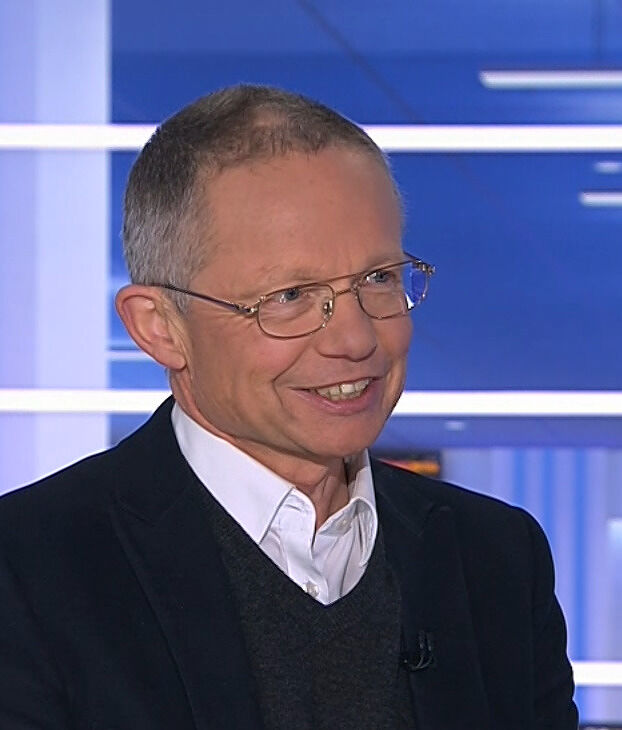 Amazon.de Jonathan Crichton books, biography, latest update