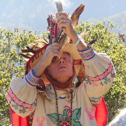 洋書 Visions of a Huichol Shaman 洋書 Visions of a Huichol Shaman Expedition Magazine | Yarn
