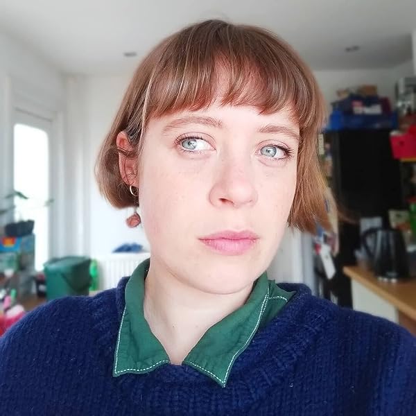 Amazon.co.jp The Girl Who Talked to Trees Farrant, Natasha, Roberts