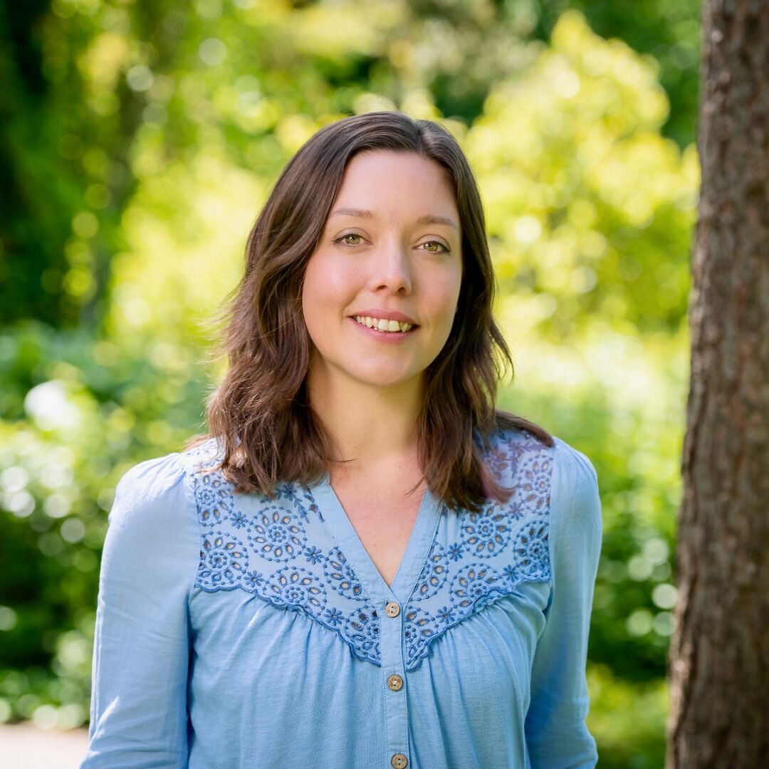 Tiffani Teylorning yalangoch fotosuratlari Tiffani Teylorning yalangoch fotosuratlari