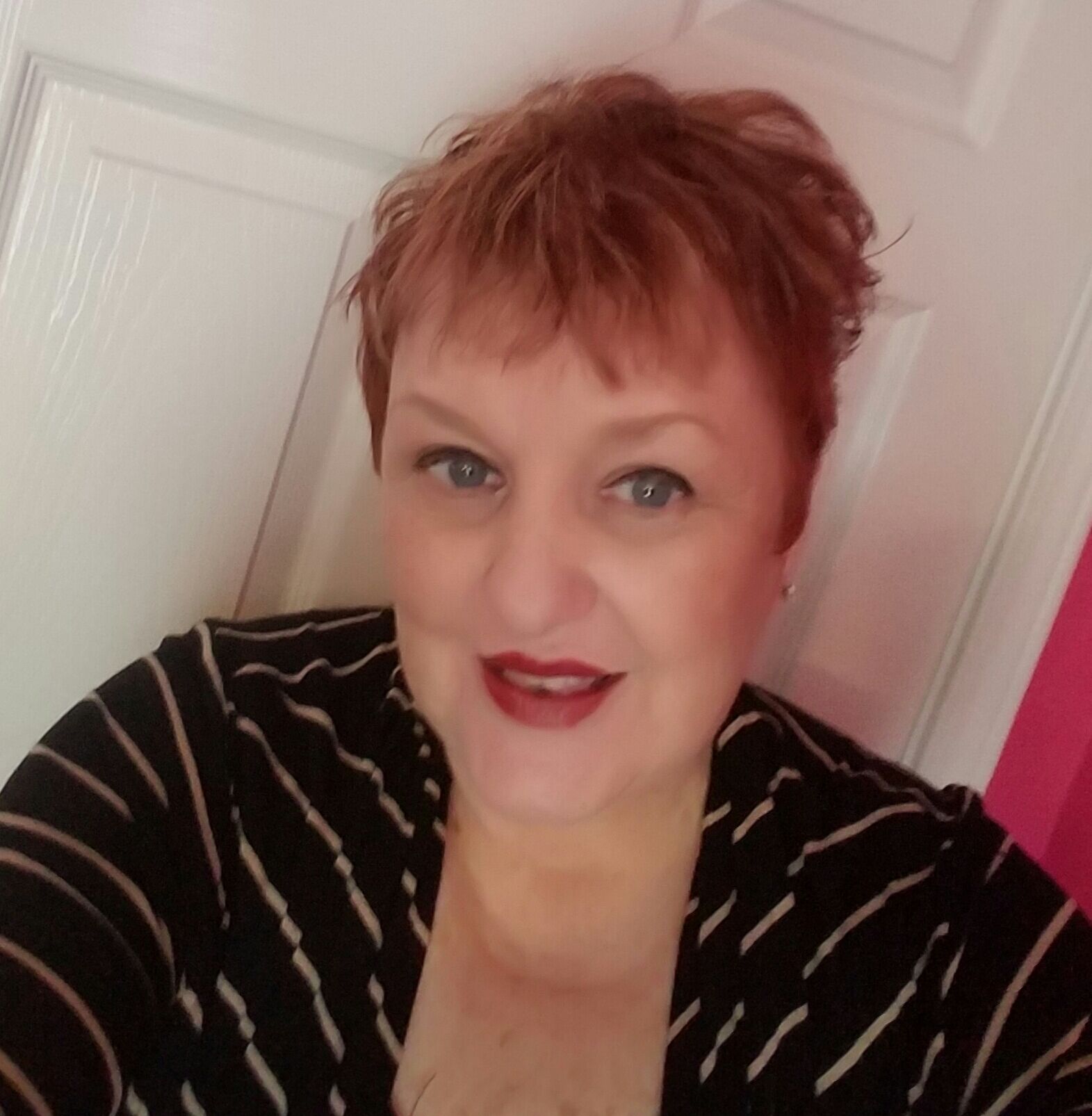 Shannon West books, biography, latest update