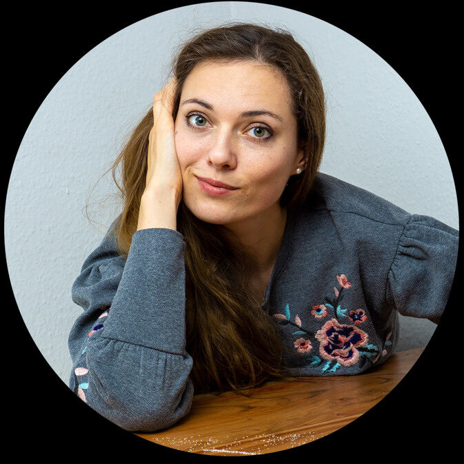 Amazon.de My Maisie books, biography, latest update