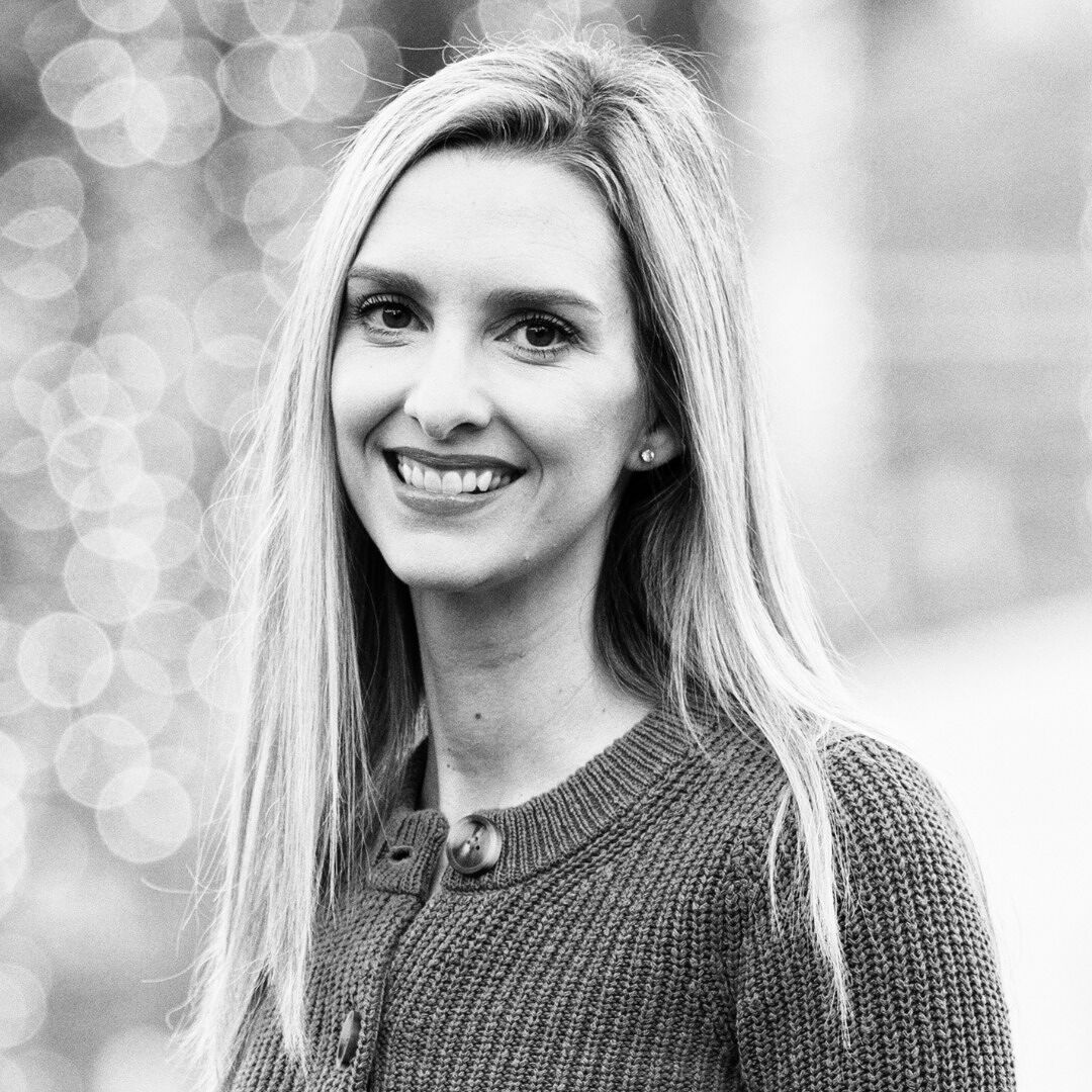 Genna Pfister books, biography, latest update