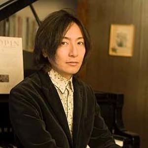 Amazon.co.jp: 東 浩紀: 本、バイオグラフィー、最新アップデート