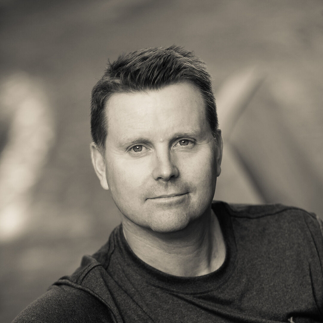 Jeff Farrell books, biography, latest update