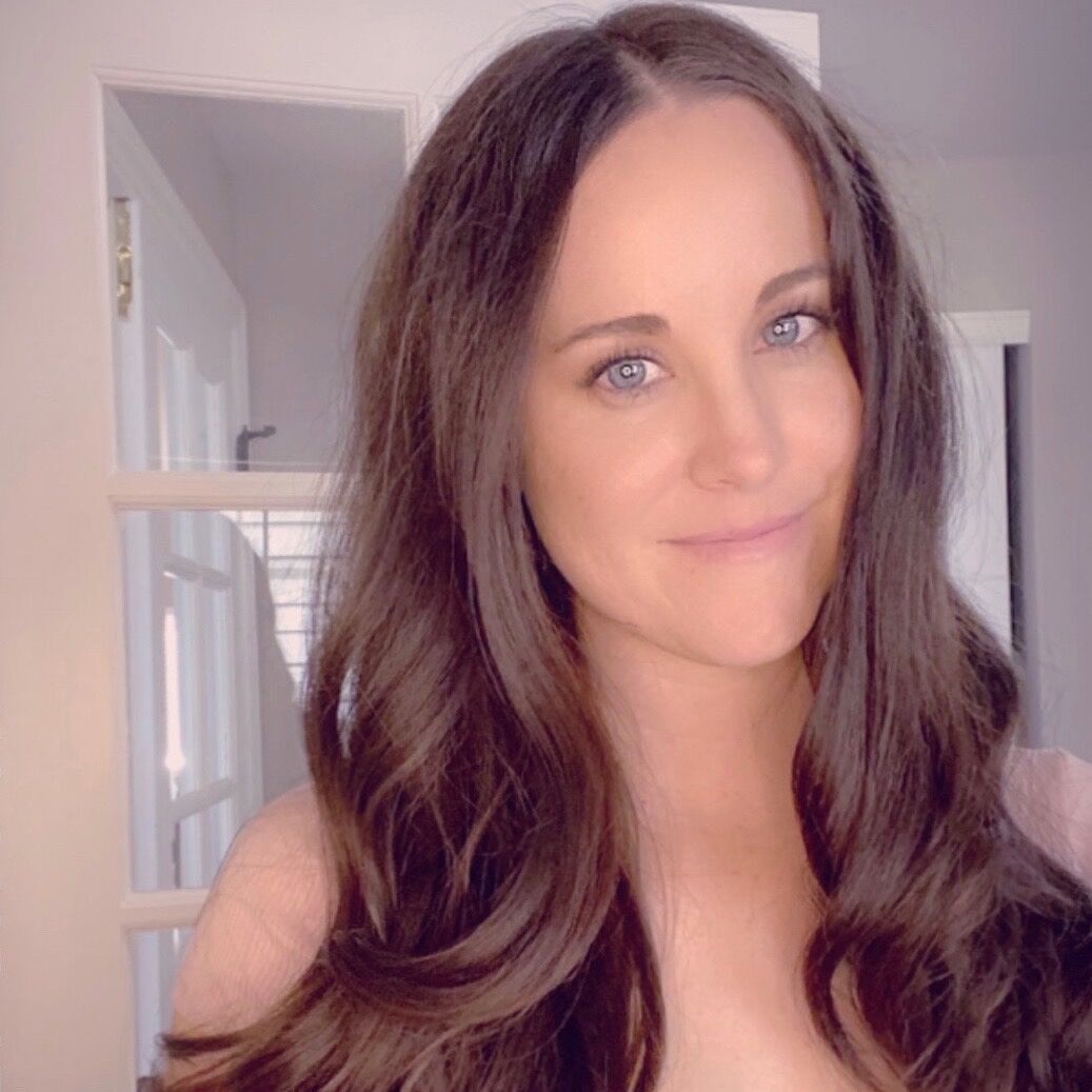 Amazon.co.uk Raven Kennedy books, biography, latest update