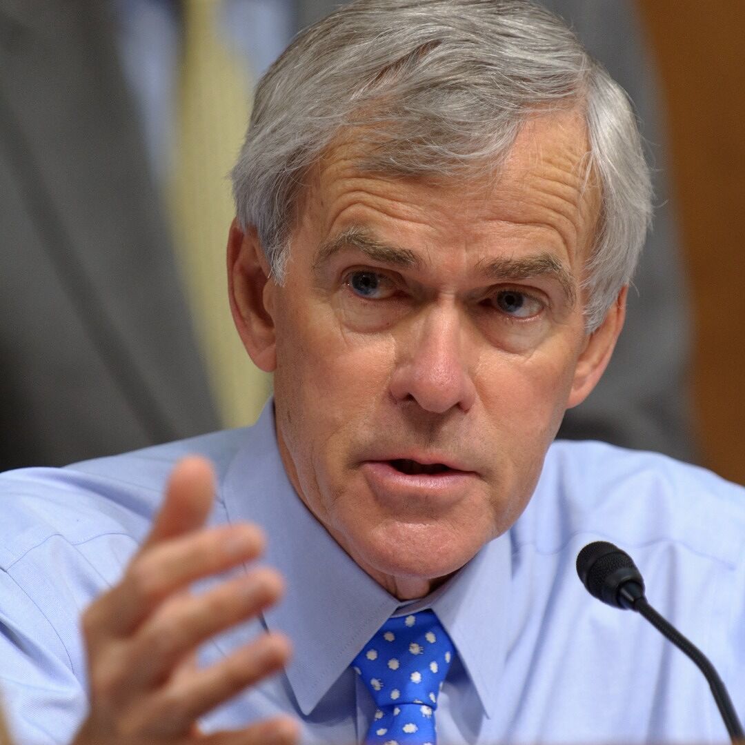 Amazon.com: Jeff Bingaman: books, biography, latest update