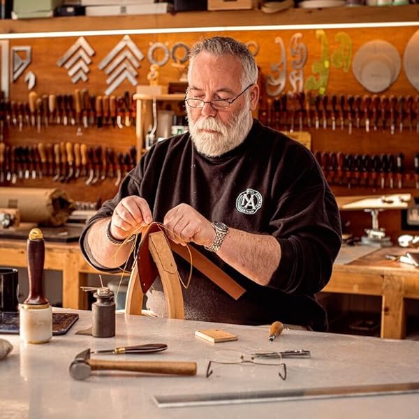 Leathercraft Traditional Handcrafted Leatherwork Skills and Projects
