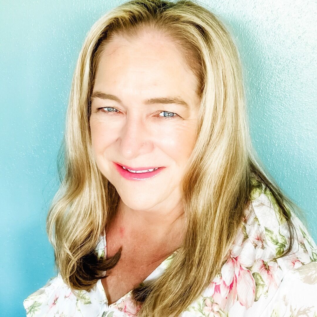 Peggy Cleveland books, biography, latest update