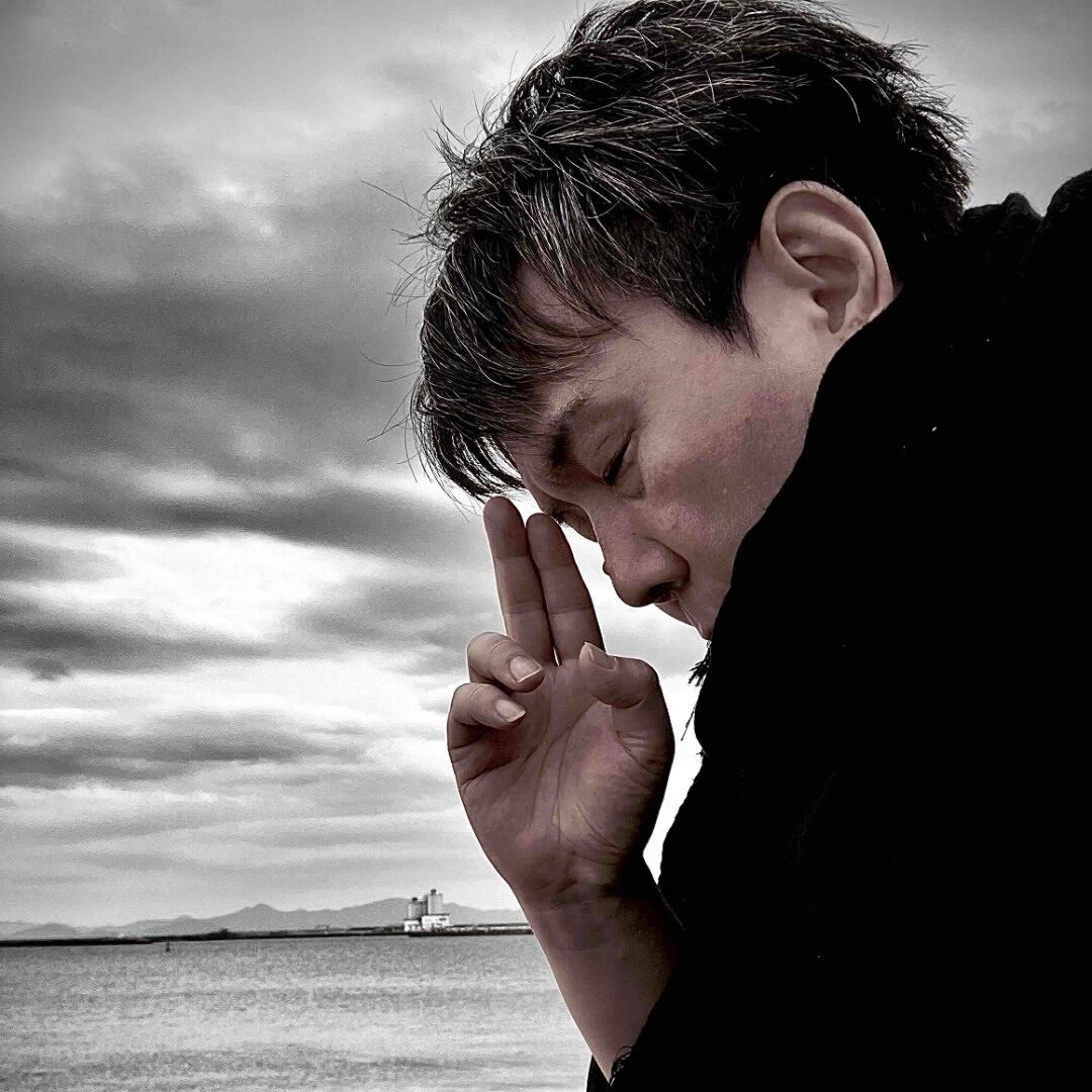 Amazon.co.jp: Spiritual artist SHO: 本、バイオグラフィー