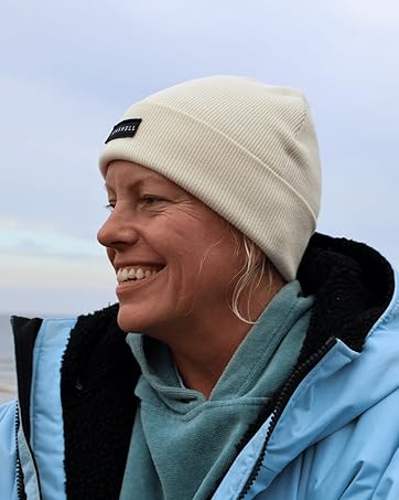 "Unisex Seashell beanie crafted from Merino wool for warmth during outdoor sports"