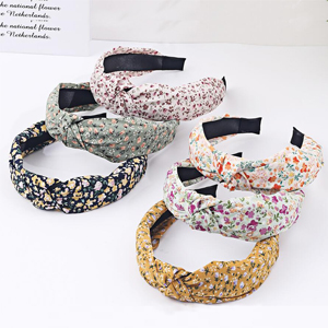 Fashion floral women headbands are wrapped in high-quality fabric that is soft and breathable