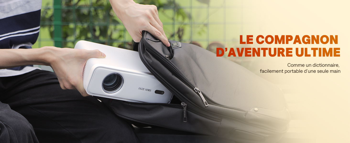 Appareil électronique portable blanc avec attache noire placé dans un étui de transport gris. L'appareil a une caractéristique circulaire, éventuellement une lentille ou un capteur.