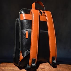 ブラックレザー風バックパック フェンディ フラックス バックパック レザー ブラック | Fendi