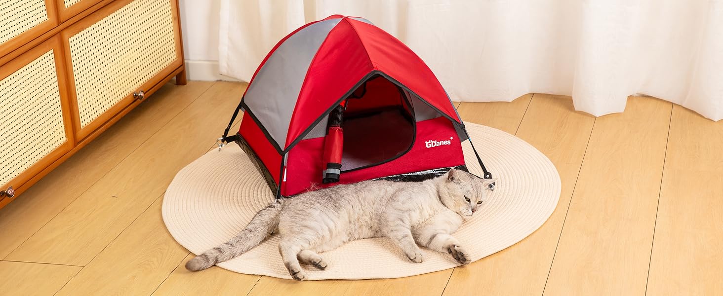 red cat tent