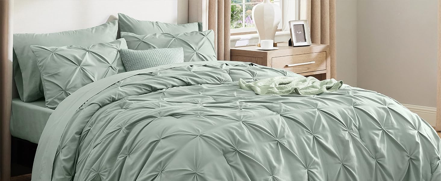 Comforter with Sheets, Pillowcases & Shams 2
