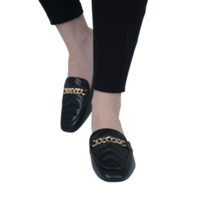 أحذية البغال