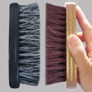 PORTABLE BRUSHES