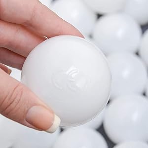1 Kunststoff-Ball mit CE Zeichen