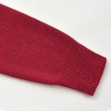 女性の秋の服のトップ