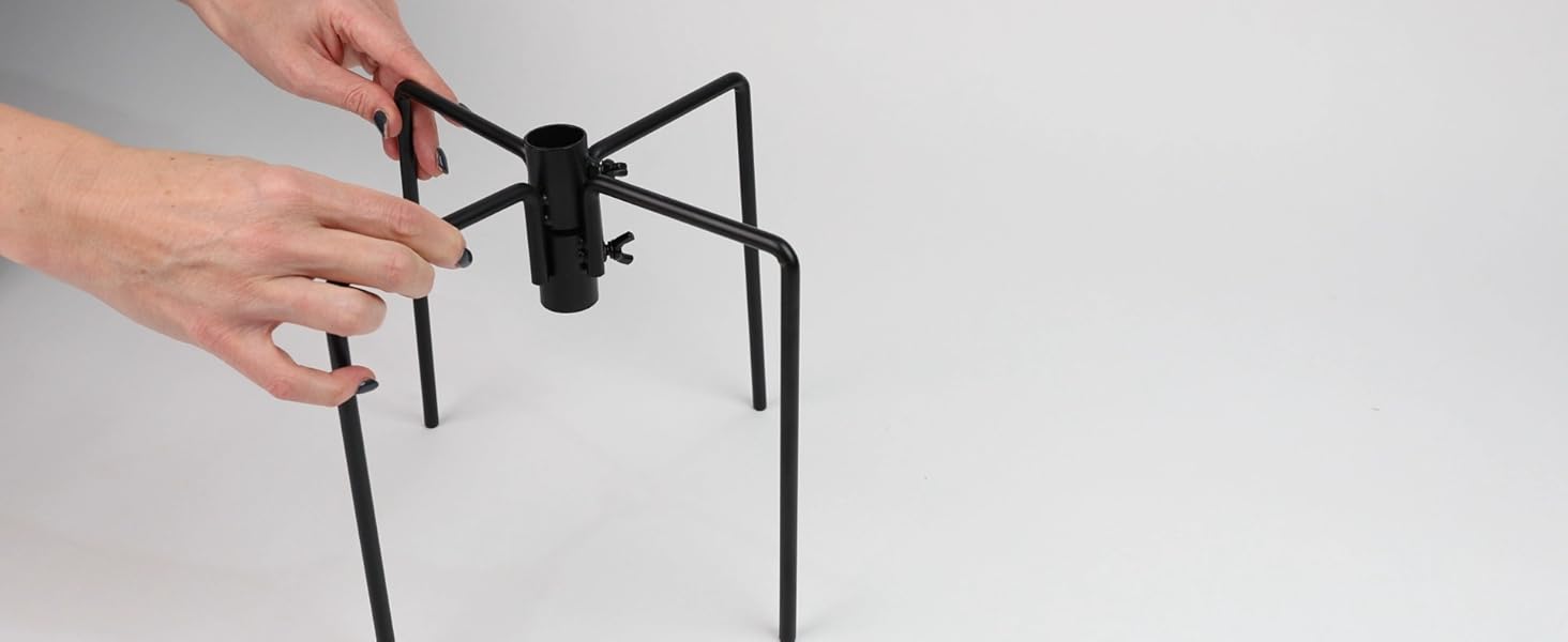 outdoor garden stabiliser, feeding station stabiliser base, feet spikes, ground stabliser stand