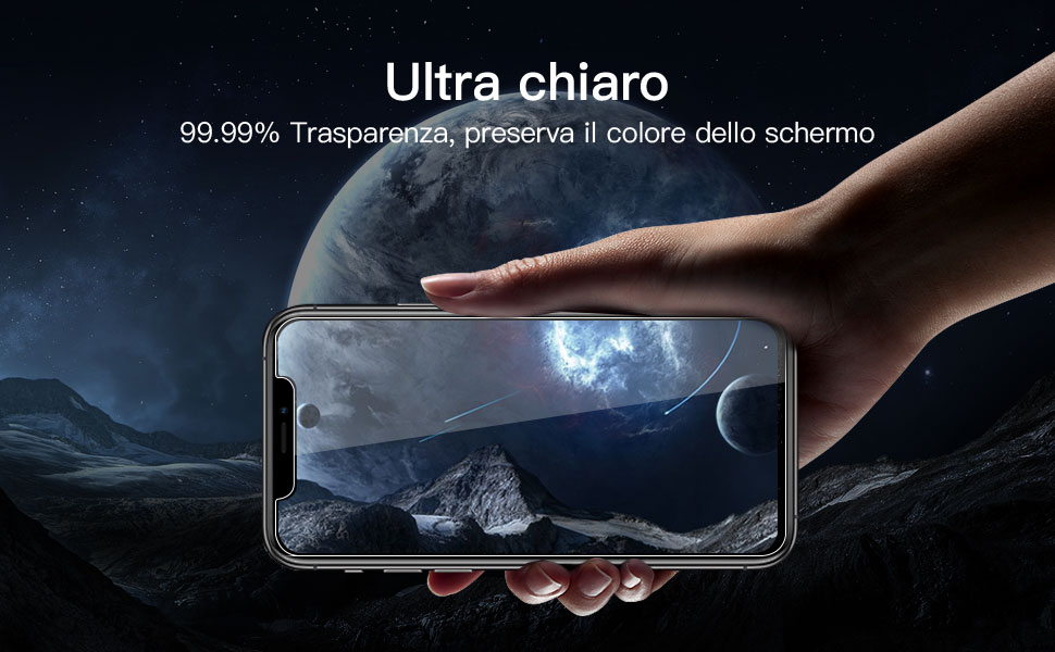 Smartphone con pellicola protettiva ultra trasparente con una trasparenza del 99,99%. Dispositivo di impugnatura sullo sfondo cosmico, che enfatizza la chiarezza dello schermo