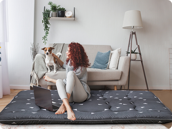 Amazon.com: MAXYOYO Grey Triangle Printed Japanese Futon