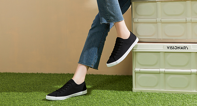 black shoes for women