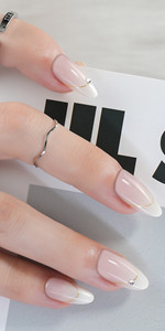 press on nails medium