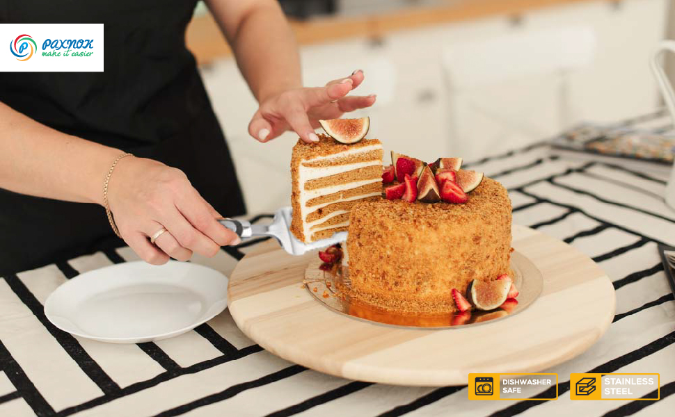 Double-Serrated Blade Cake Server Design