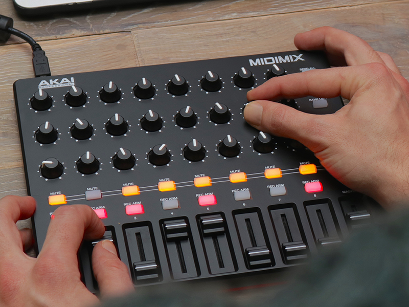 AKAI MIDIMIX コントローラー Akai Professional MIDImix - Sklep Muzyczny Music Center