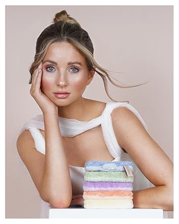 Lifestyle image of a model posing with 5 colourful waschies pads