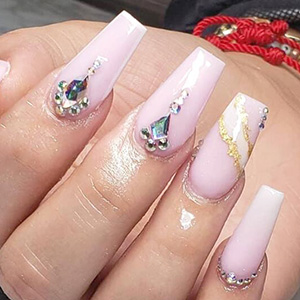 fake nails almond