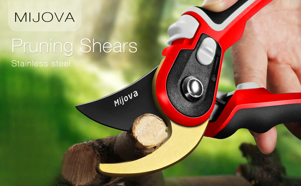 garden pruners