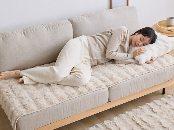 ラグマット カーペット 白 ホワイト 60 × 180cm ふわふわ ソファー Amazon｜ワイエムワールド ソファパッド ふわふわ 洗える 60