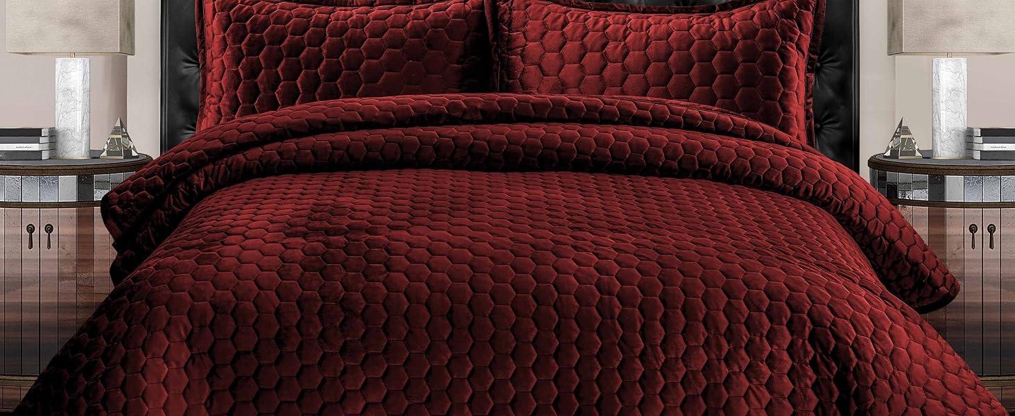 Soft-touch velvet bedding set crafted for an indulgent and luxurious sleep experience