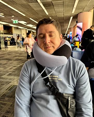 travel neck pillows for airplanes,neck pillow for traveling,ergonomic pillow