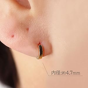 K18バツ模様ミニフープゴールドピアス　528K2508 K18バツ模様ミニフープゴールドピアス 528K2508 - メルカリ