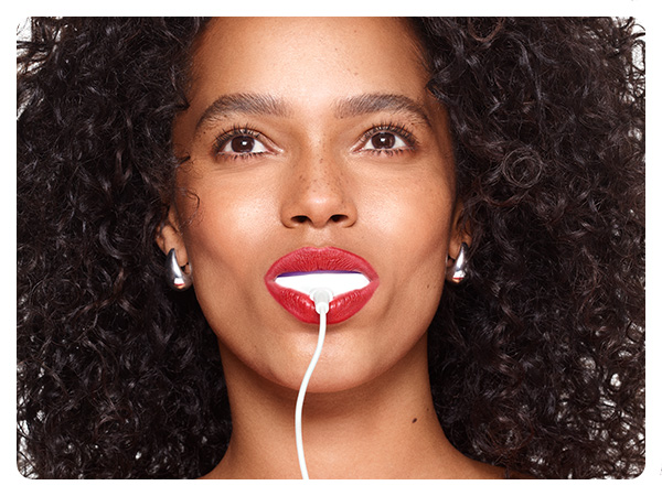 ☆新品＊白い歯✴︎コンフォートLEDオプティック ホワイトニング キット Optic White ComfortFit LED Teeth Whitening Kit - Colgate