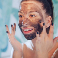 Women and Men Face Wash