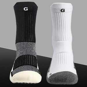 Cushioned sport socks grip