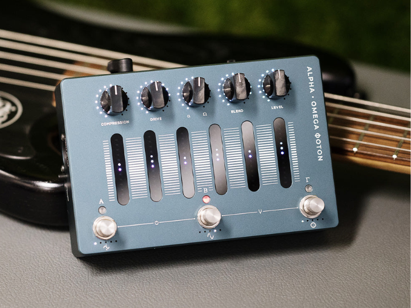 ギター Darkglass Electronics Alpha Omega Darkglass Alpha Omega Ultra Overdrive/Distortion Pedal