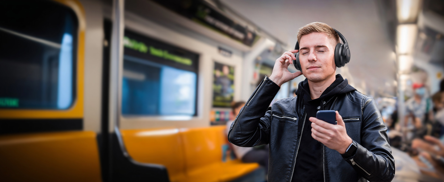 noise cancelling headphones