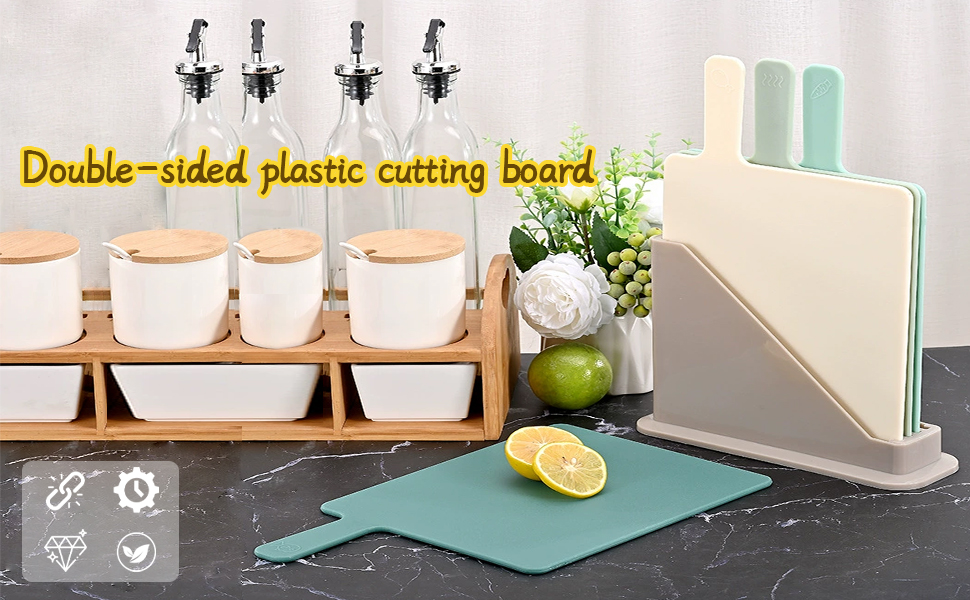 4-Pieces Plastic Cutting Boards 2