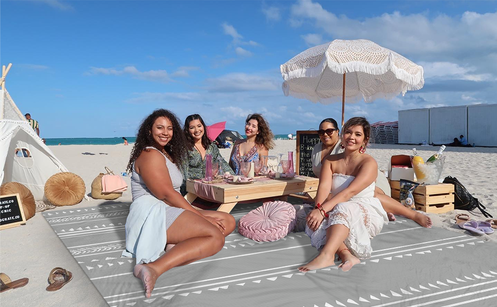 110''×118'' Extra Large Beach Blanket for 8 Adults, Outdoor